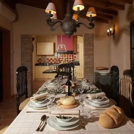 فيلة Villa Piaggetta 16 *